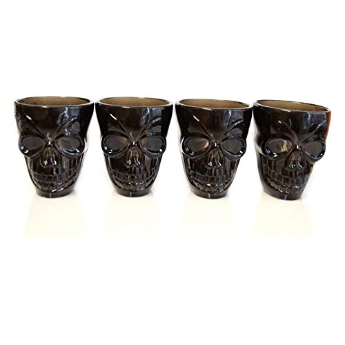 Gifts 4 All Occasions Limited SHATCHI-907 - Vasos de chupito con forma de calavera en 3D (4 unidades), color negro